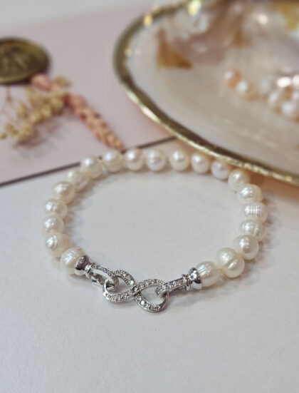 Infinity biserna narukvica sa kopčom u obliku infinity simbola – ručni rad Sarajevo | Biseri i to